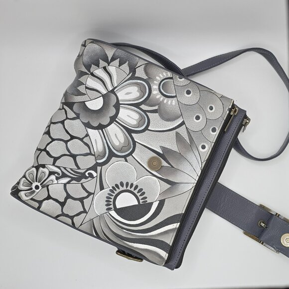 Anuschka Hand Painted Patchwork Pewter Three-Compartment Convertible Crossbody - Picture 7 of 9